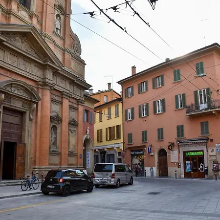 Collegio Di Spagna 13 Болонья